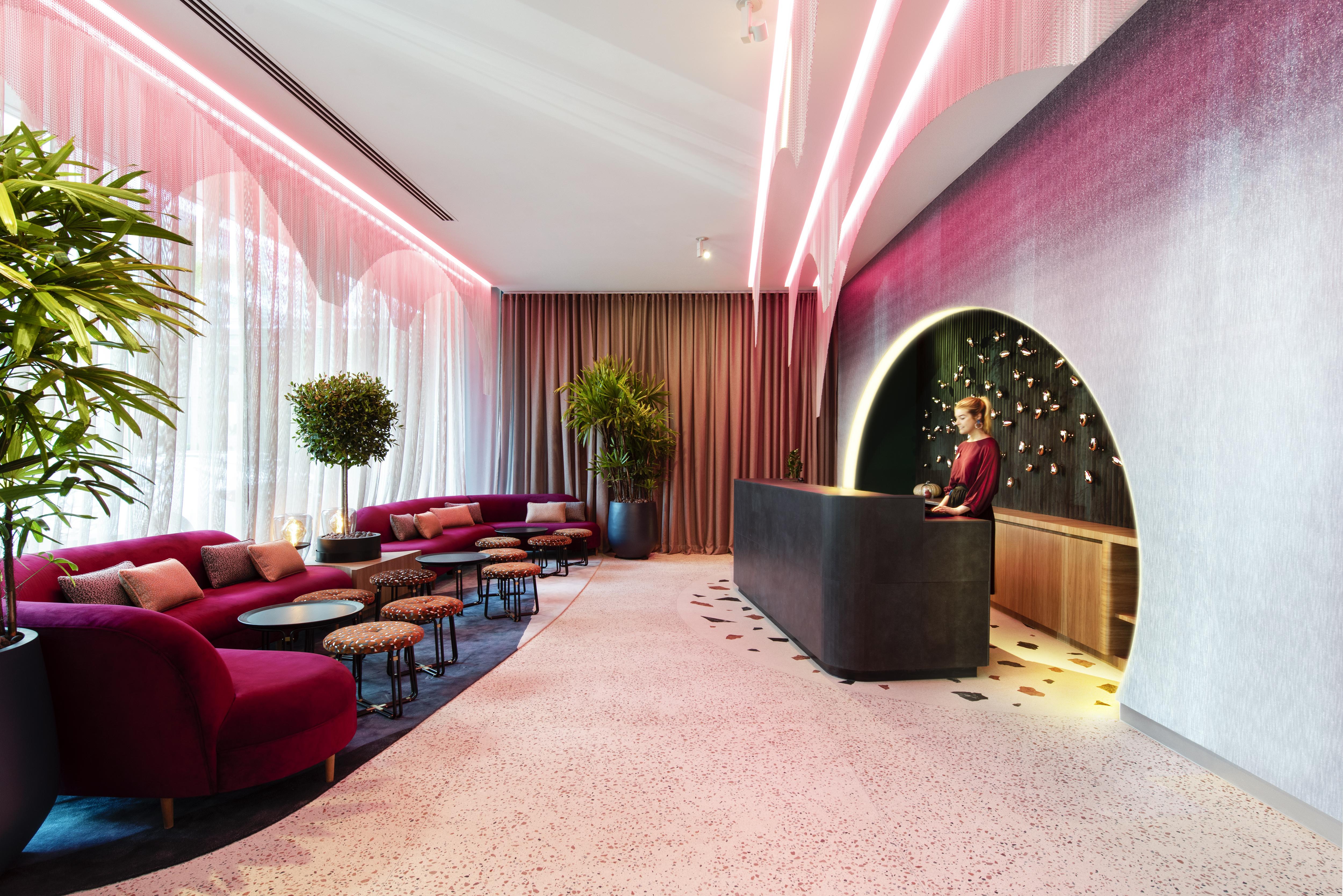 Ovolo The Valley Brisbane Bagian luar foto The lobby of the Standard London