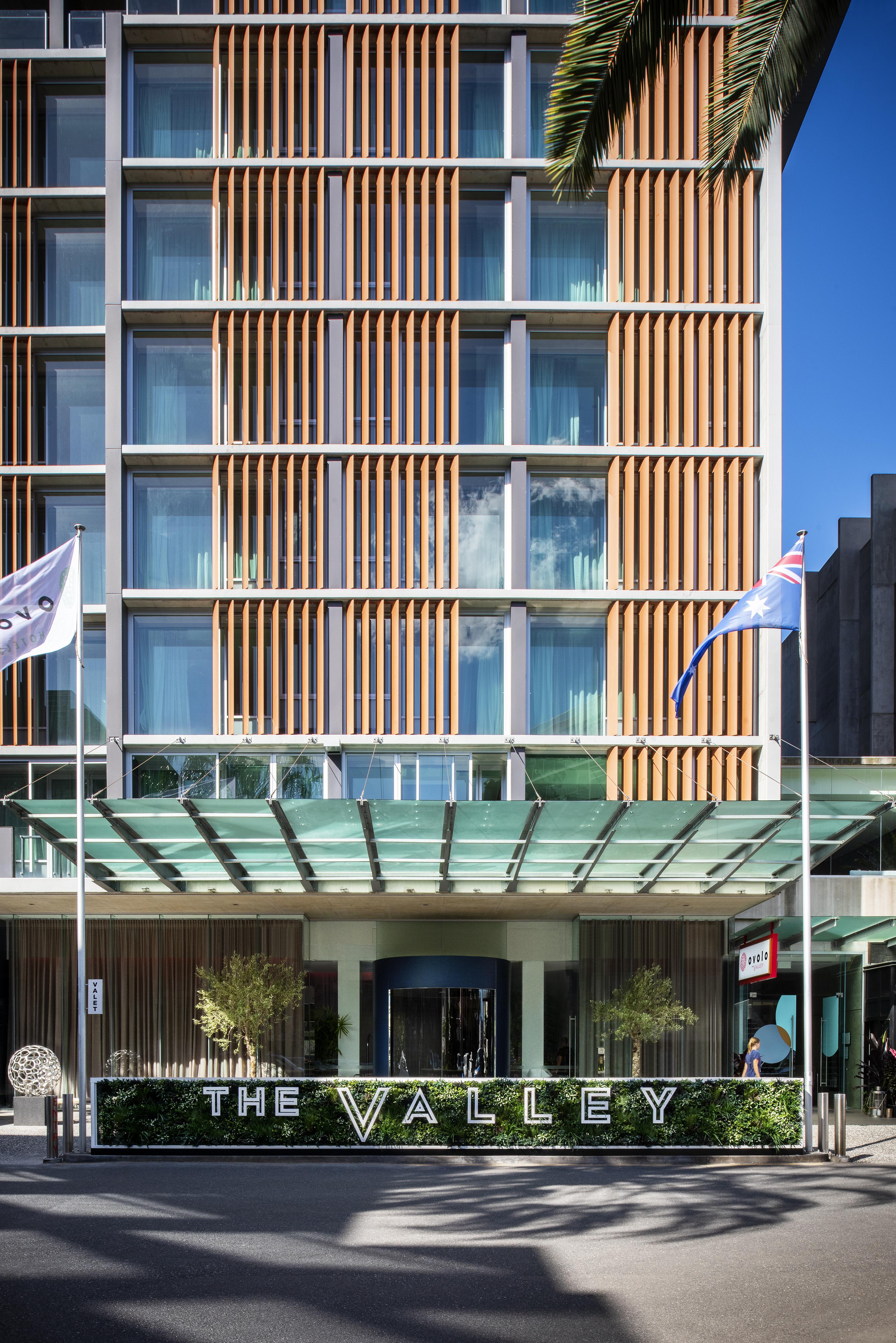 Ovolo The Valley Brisbane Bagian luar foto The hotel's entrance