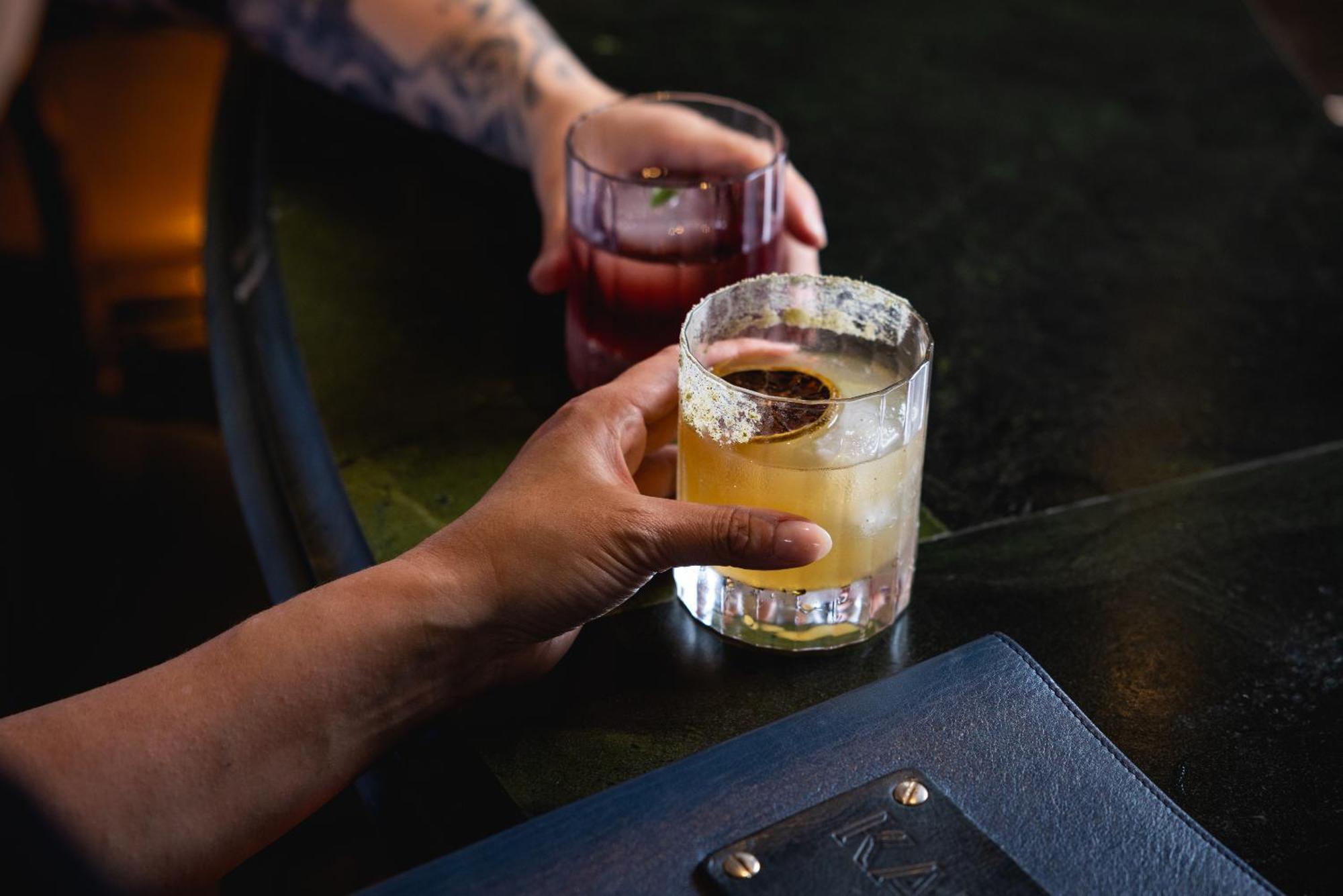 Ovolo The Valley Brisbane Bagian luar foto A whiskey sour